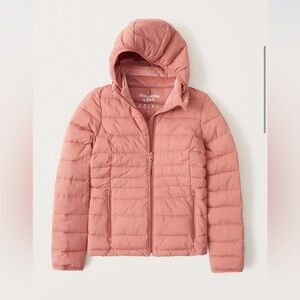 Abercrombie Lightweight Packable Puffer XS
